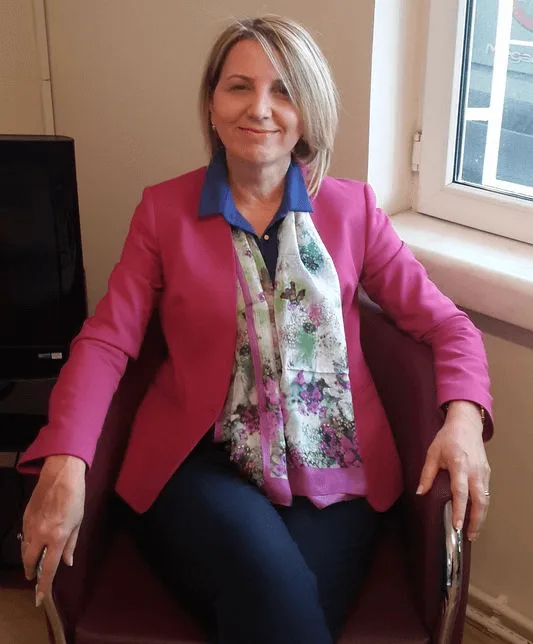Uzm. Dr. Jale Şenyurt